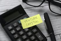 dreamstime_xxl_198488032